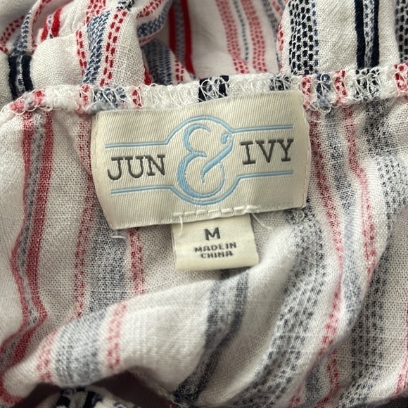 Jun & Ivy Sleeveless Stripped Ruffle Boho Blouse - Picture 5 of 8